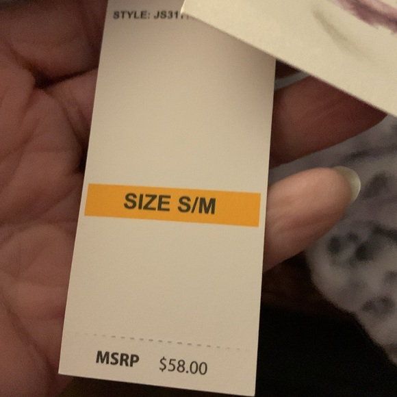 Jessica Simpson Robe - Picture 6 of 6